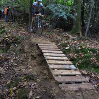 2017_10_08 Entretient circuit VTT et pose passerelles-24