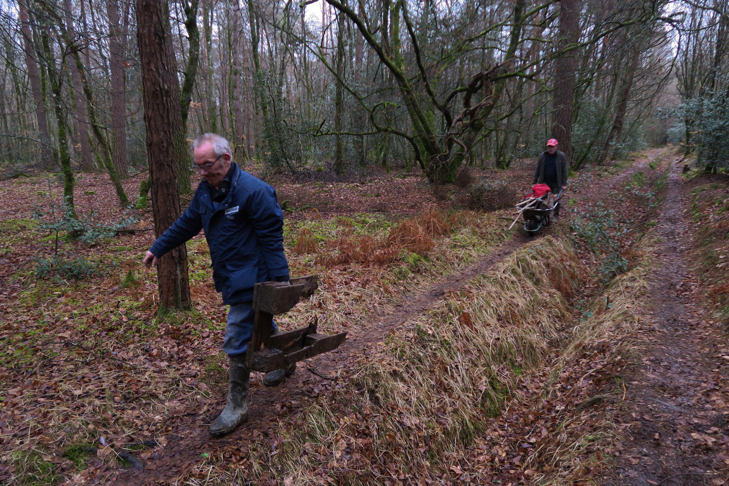 2018-03-10 Fabrication passerelle forêt Rennes 26-11